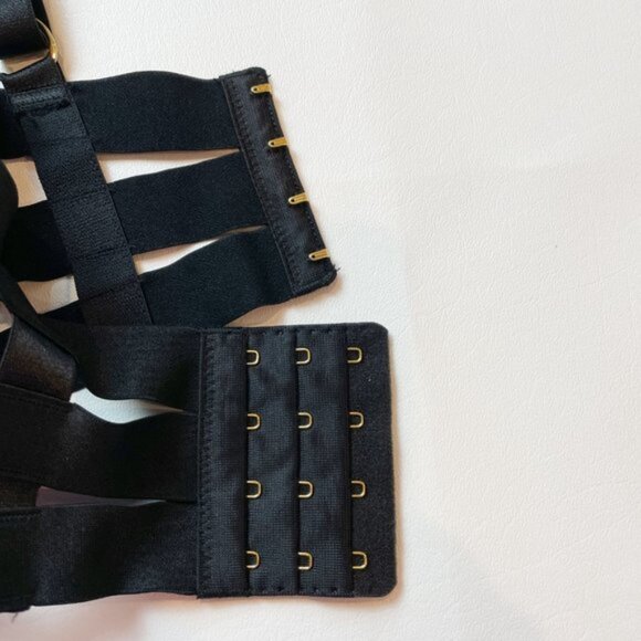 NWOT Victoria's Secret Bra 34DDD Unlined Balconet Strappy Banded Black B1429 - Picture 8 of 8